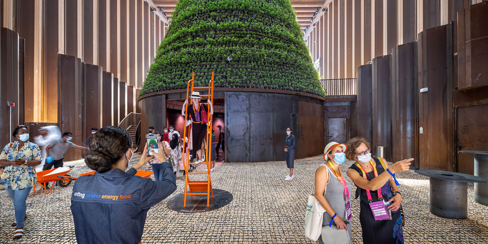 The Netherlands’ minimal-footprint pavilion at the Expo 2020 in Dubai | Thijs Wolzak