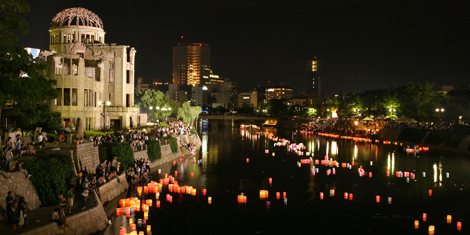 A ceremony marks the anniversary of the Hiroshima bombing every August | JNR-TAMA/PIXTA